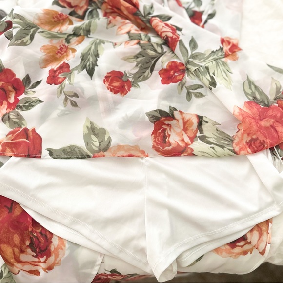 FOREVER 21 FLORAL MAXI DRESS - Picture 4 of 5